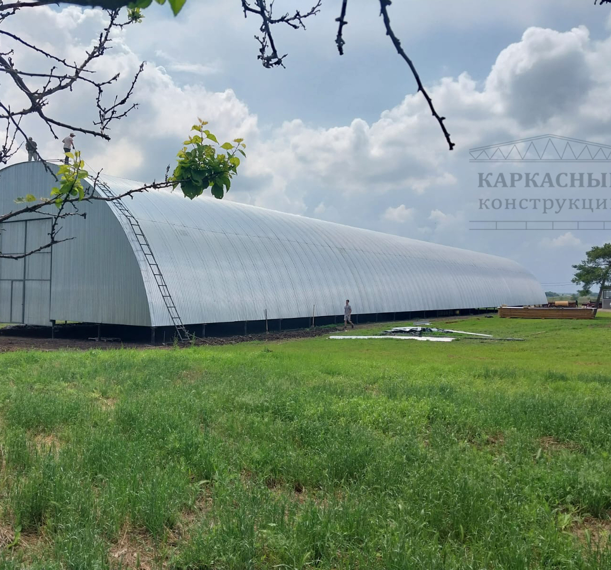 большое зернохранилище